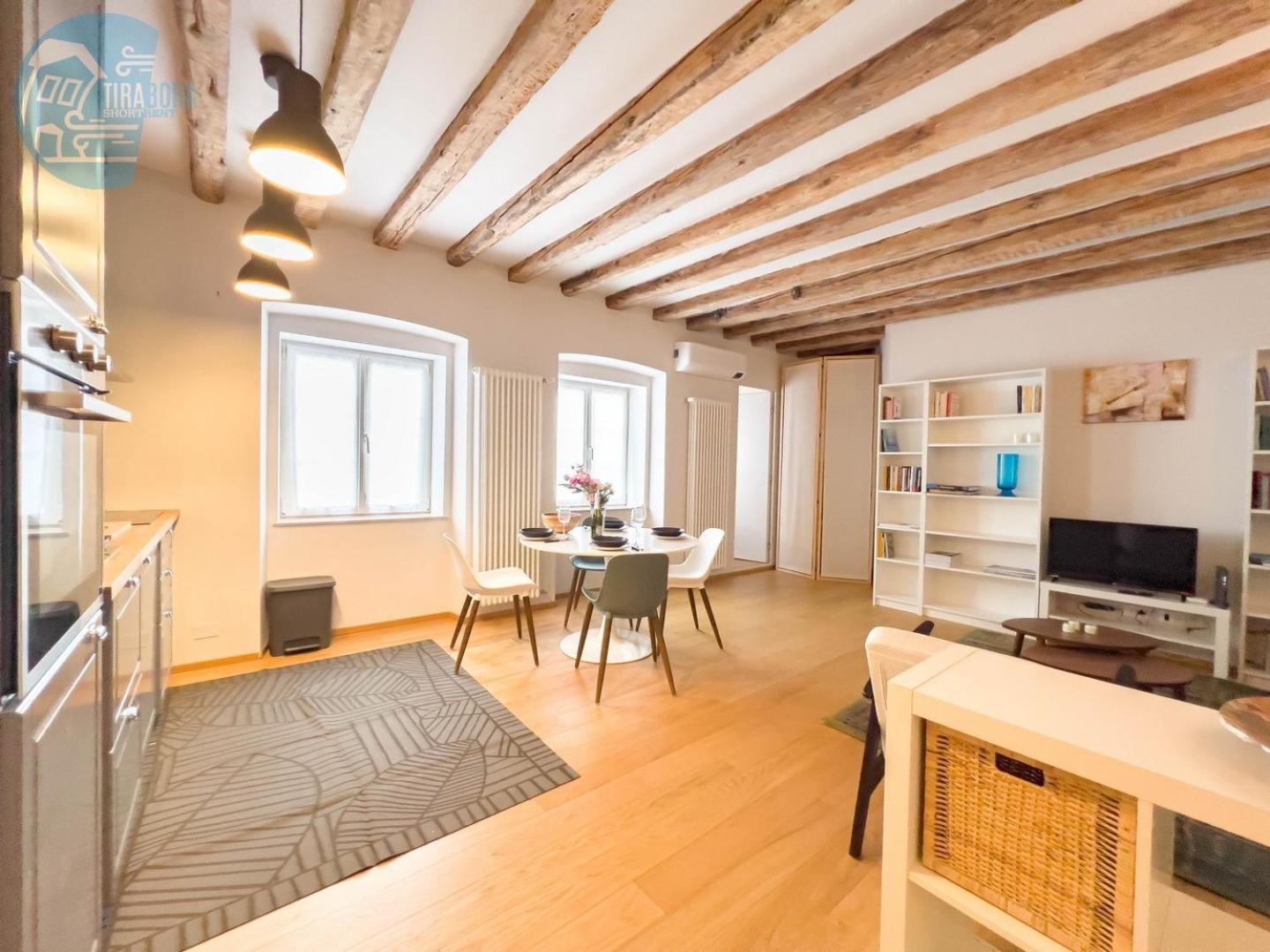 Mazzini 9 Tirabora Short Rent Lejlighed Trieste Eksteriør billede