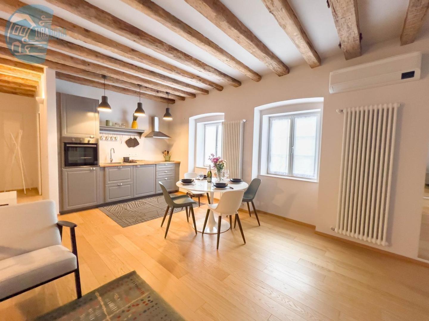 Mazzini 9 Tirabora Short Rent Lejlighed Trieste Eksteriør billede